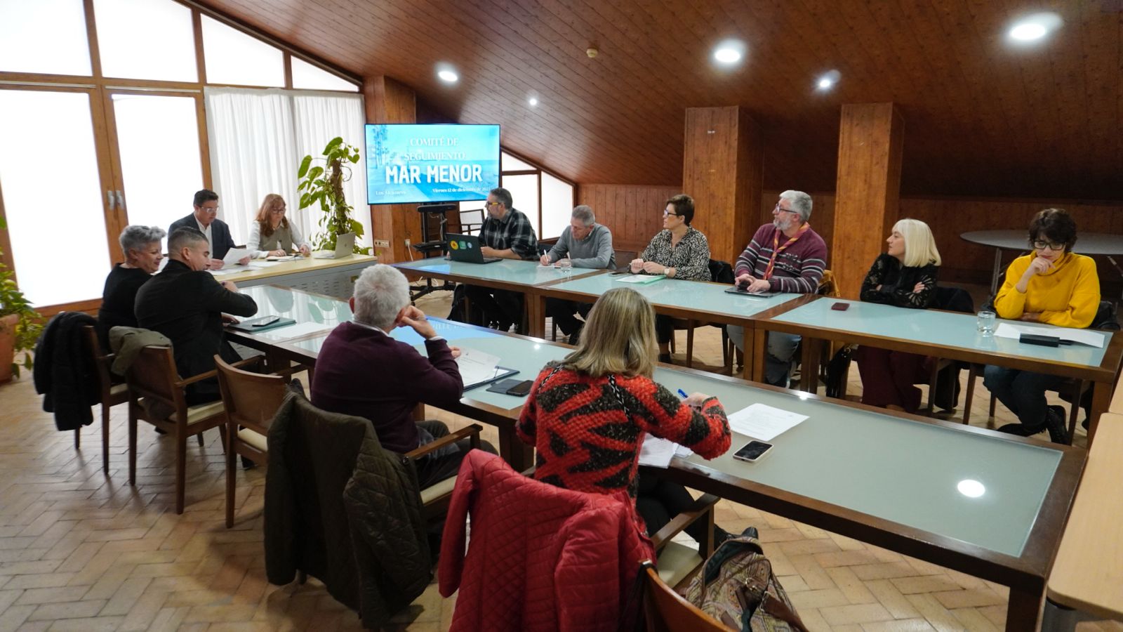 Imagen de archivo de una reunión de la Comisión de Seguimiento del Mar Menor. Foto: Comisión de Seguimiento del Mar Menor
