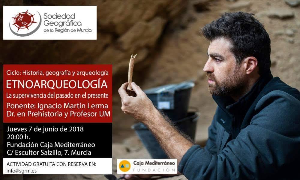Charla sobre Etnoarqueología, con la SGRM