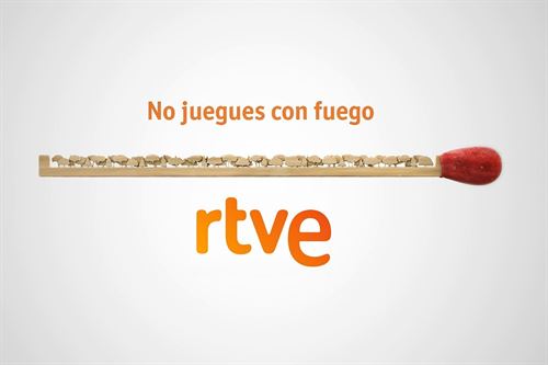 Campaña de RTVE contra los incendios, titulada 'No juegues con fuego' 2015.